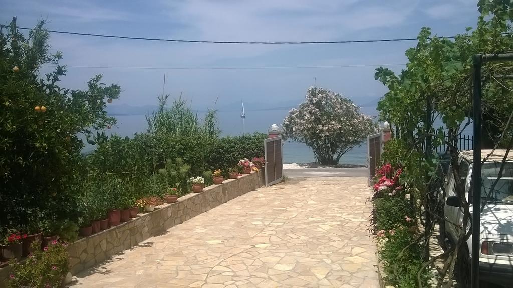 Ampelaki Studios Mpoukaris Dış mekan fotoğraf