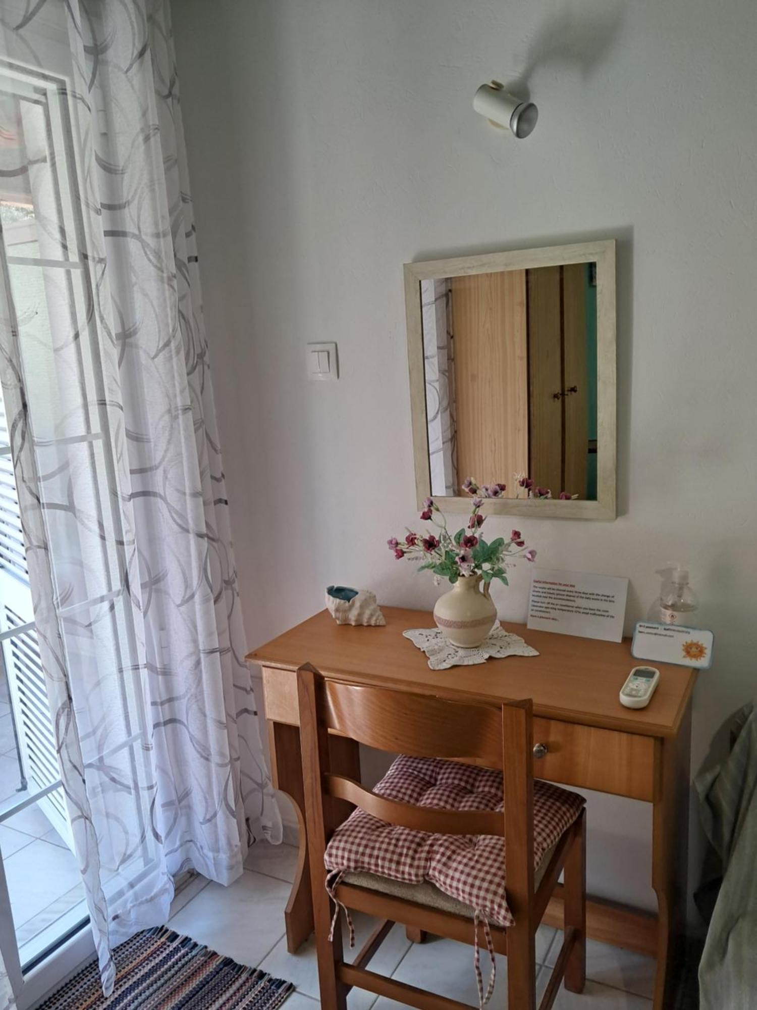 Ampelaki Studios Mpoukaris Dış mekan fotoğraf