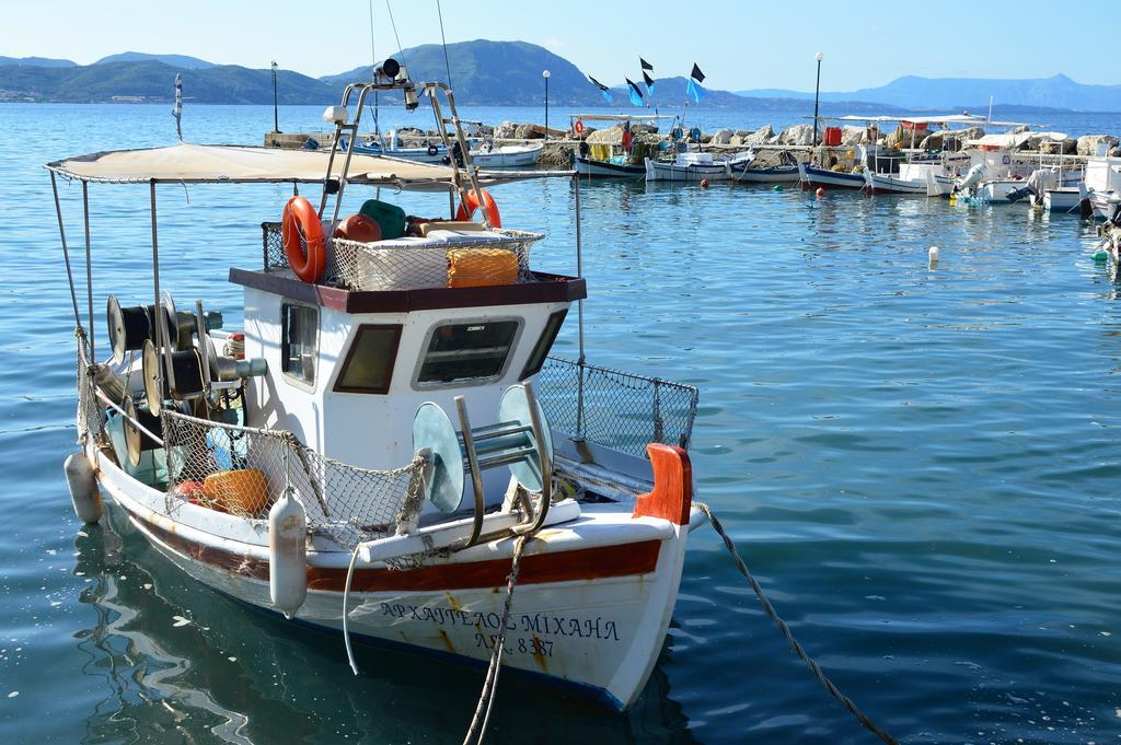Ampelaki Studios Mpoukaris Dış mekan fotoğraf